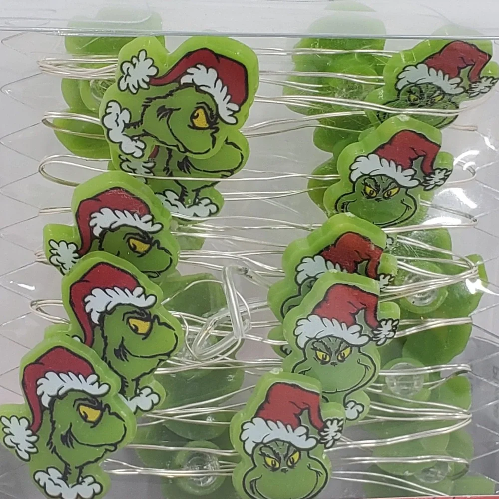 New Set of Dr Seuss The Grinch in Santa Hat Mini String Lights 20 LED Lights 7ft